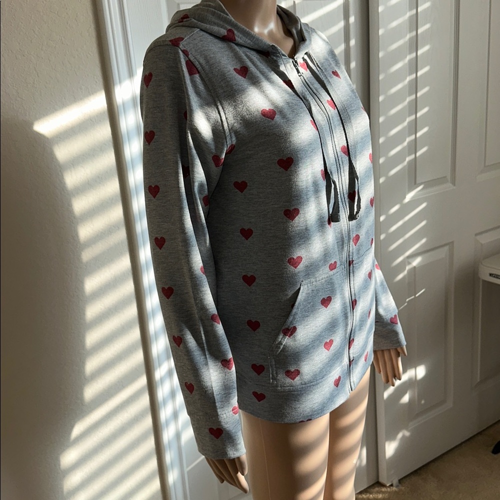 Style & Co. Gray Hoodie with Red Heart Pattern Size M. - Picture 3 of 16